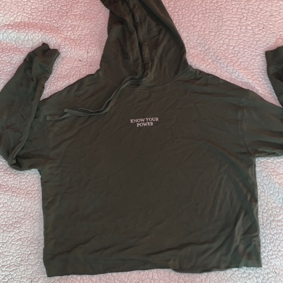 “know your power” crop top sweater - Picture 2 of 2